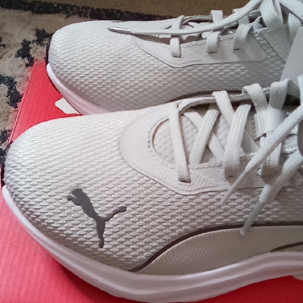 Puma White and Gray Athletic Sneakers - Picture 6 of 8
